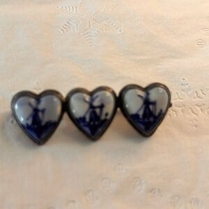 Vintage Delft Blue Pottery Brooch